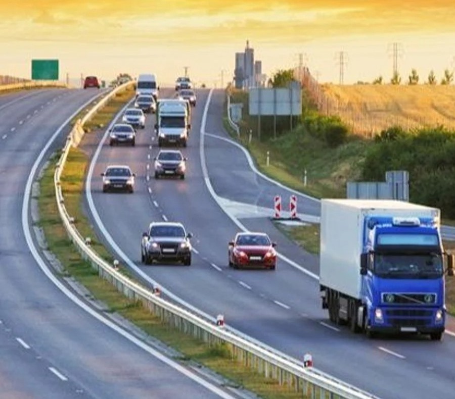 Vehicles travelling along a highway for origin-destination analysis